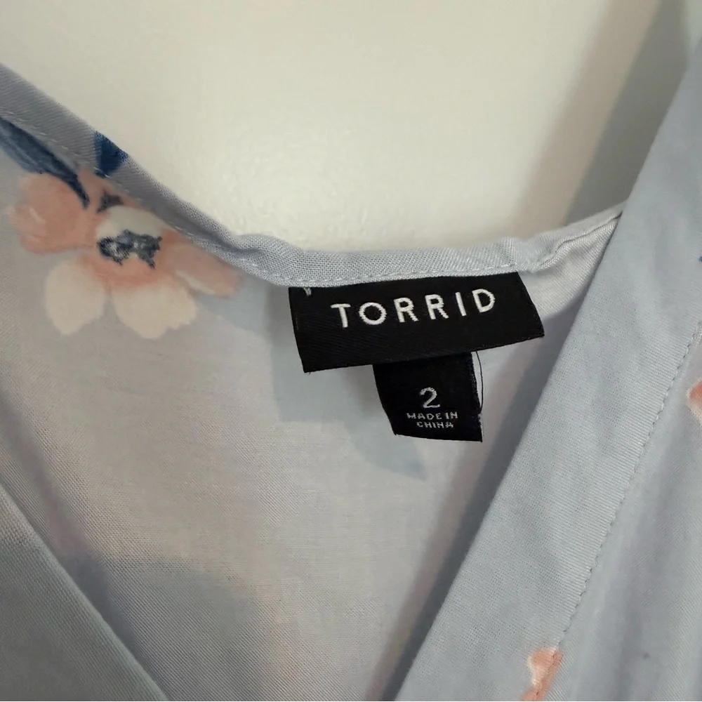 Torrid Light Blue Floral Sundress Size 2 - Picture 3 of 4